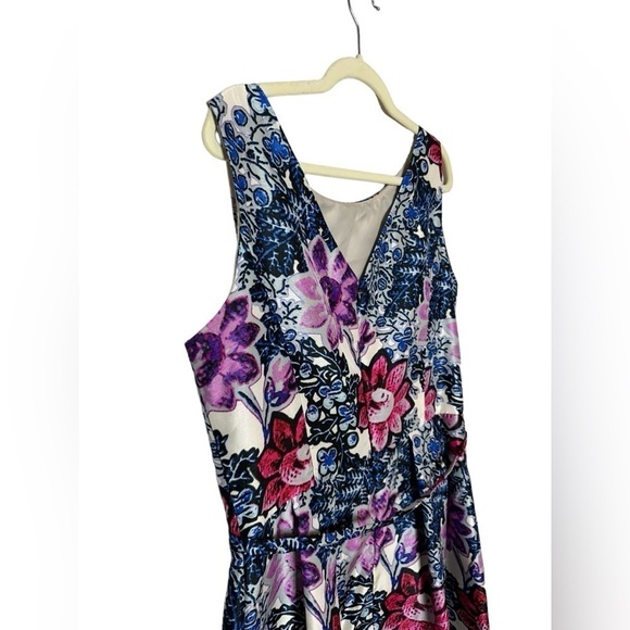 Taylor Fit and Flare Floral Feminine Cottagecore Sleeveless Dress Size 14 - Picture 9 of 11